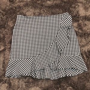 Checkered mini skirt